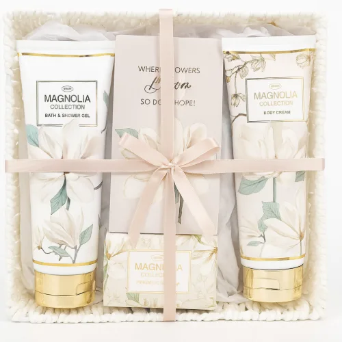 Magnolia Indulgence basket